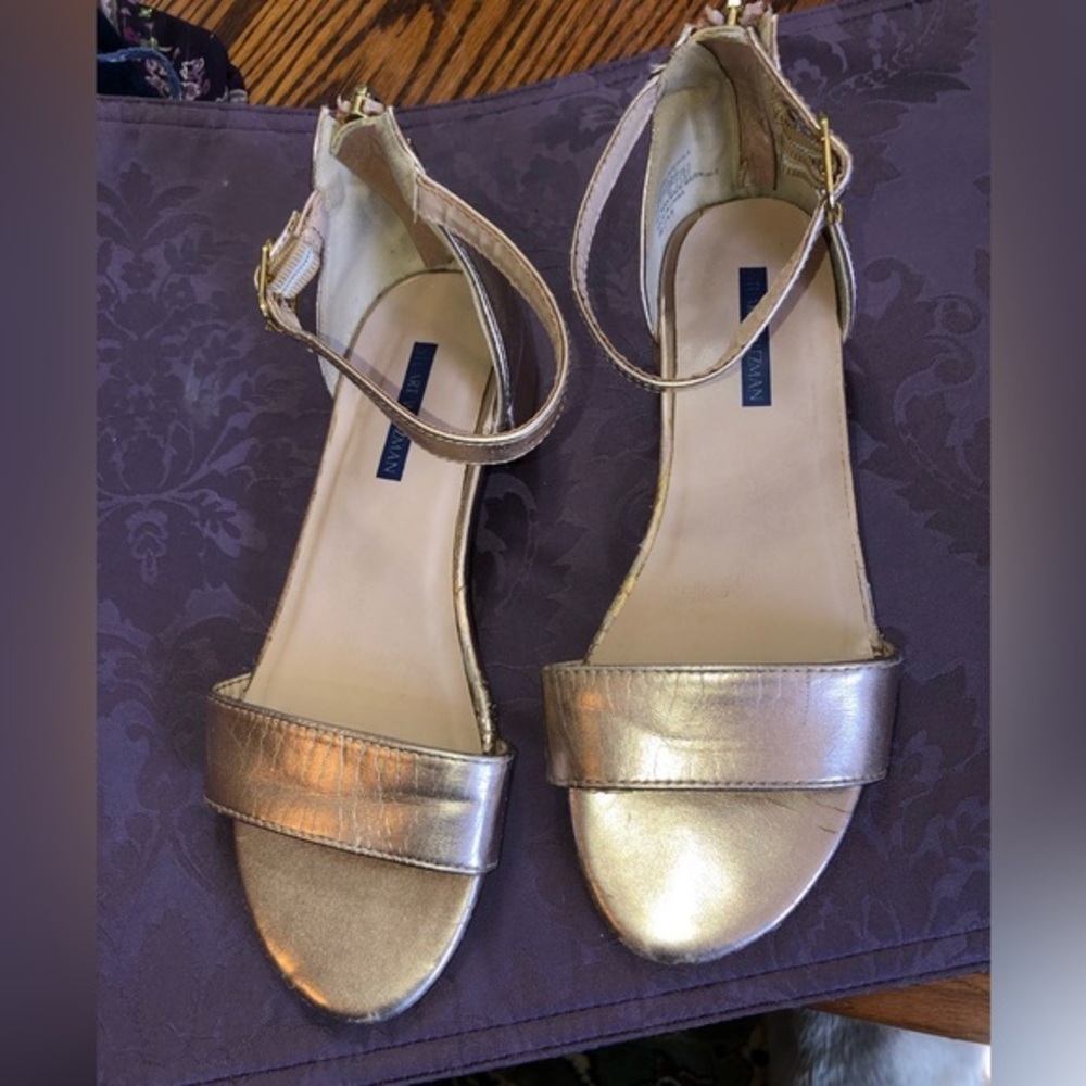 STUART WEITZMAN SIZE 2 PENELOPE NOLA ROSE GOLD SANDAL ANKLE STRAP ZIP UP BACK